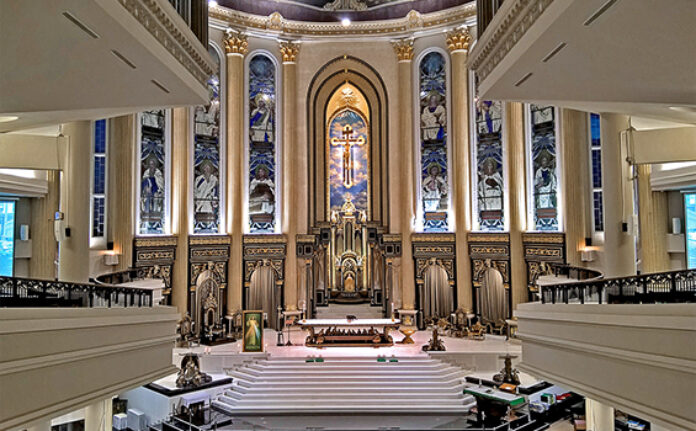 interior Gereja Katedral Santo Yoseph Pontianak