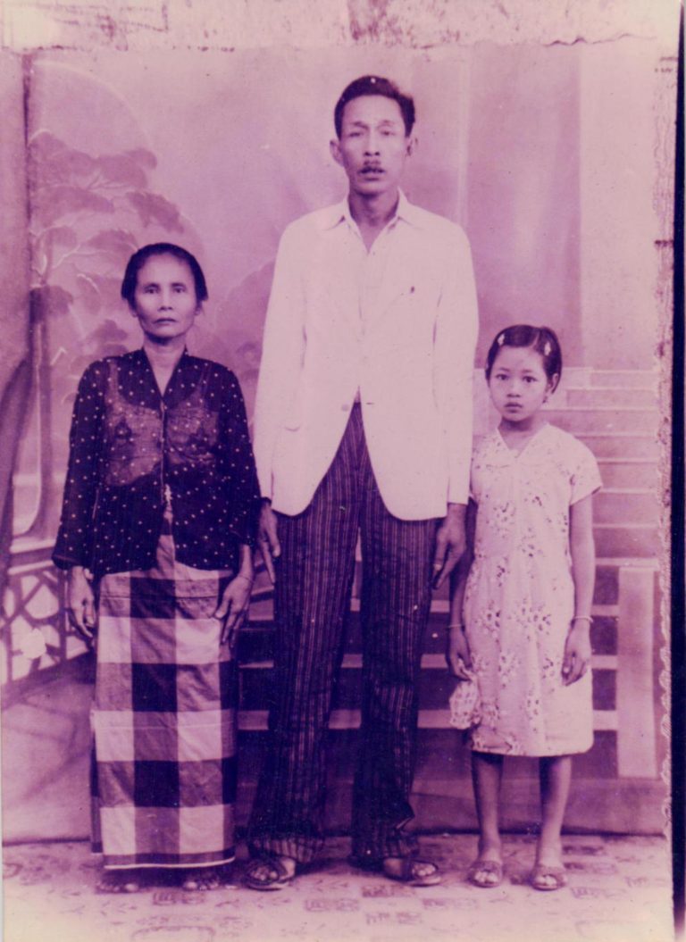 Dokumentasi Foto Keluarga Di Pontianak Tahun 1940